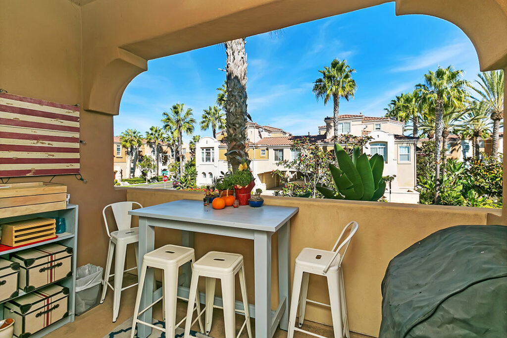 San Diego Real Estate | 2187 Historic Decatur 42